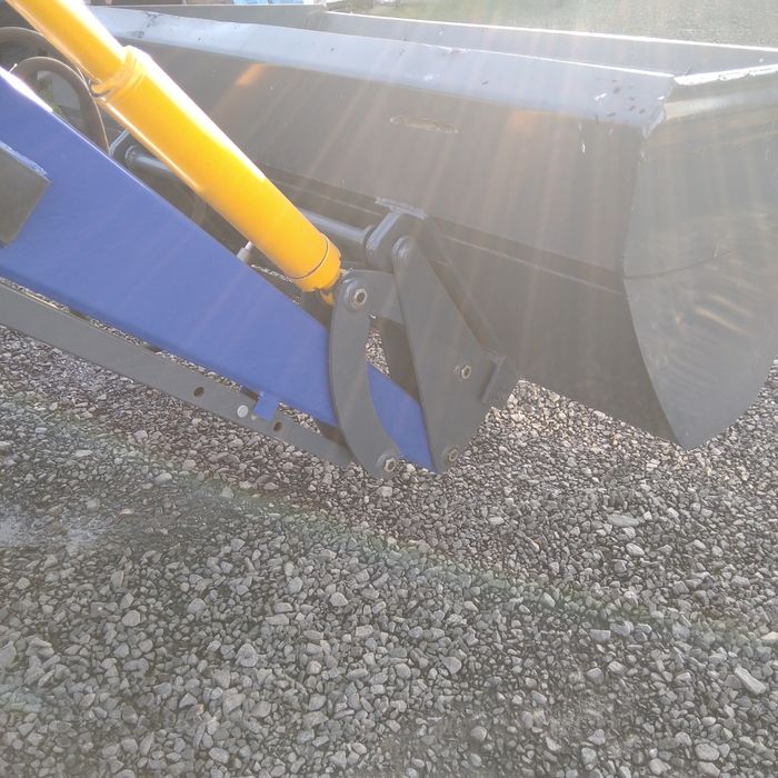 Навантажувачі до МТЗ на вибір.