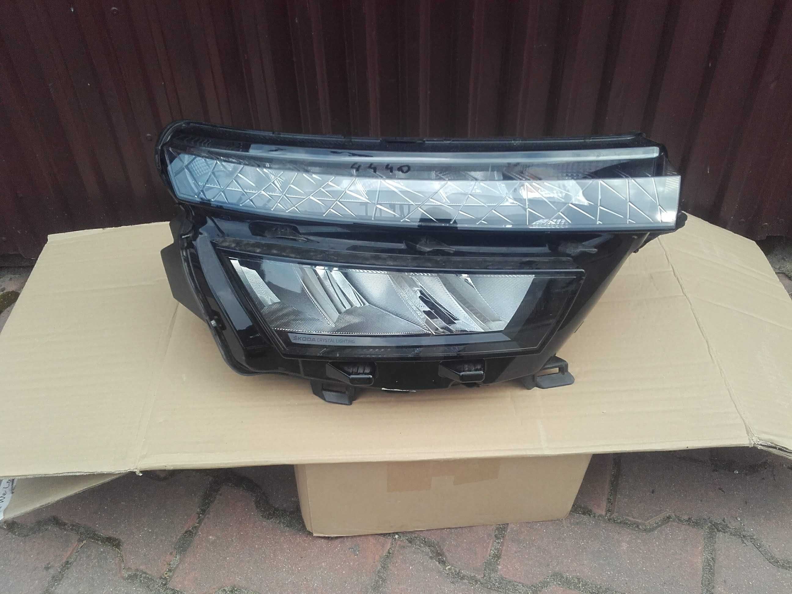 Lampa przednia prawa Skoda Kamiq LED 2019-> nr4440