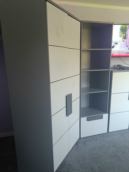 Sprzedam zestaw mebli młodzieżowych