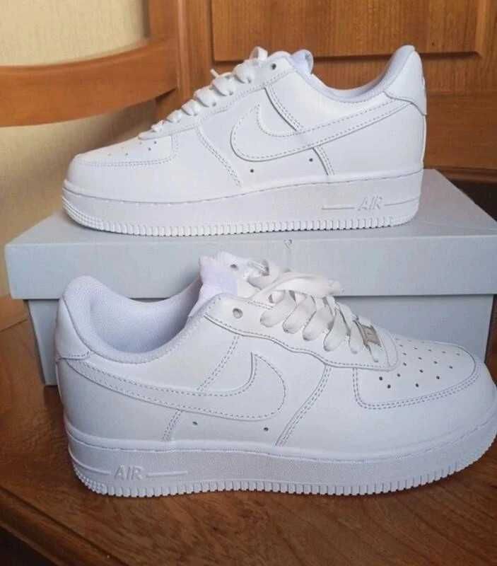 Nike Air Force 1 Low '07 White  39/240mm