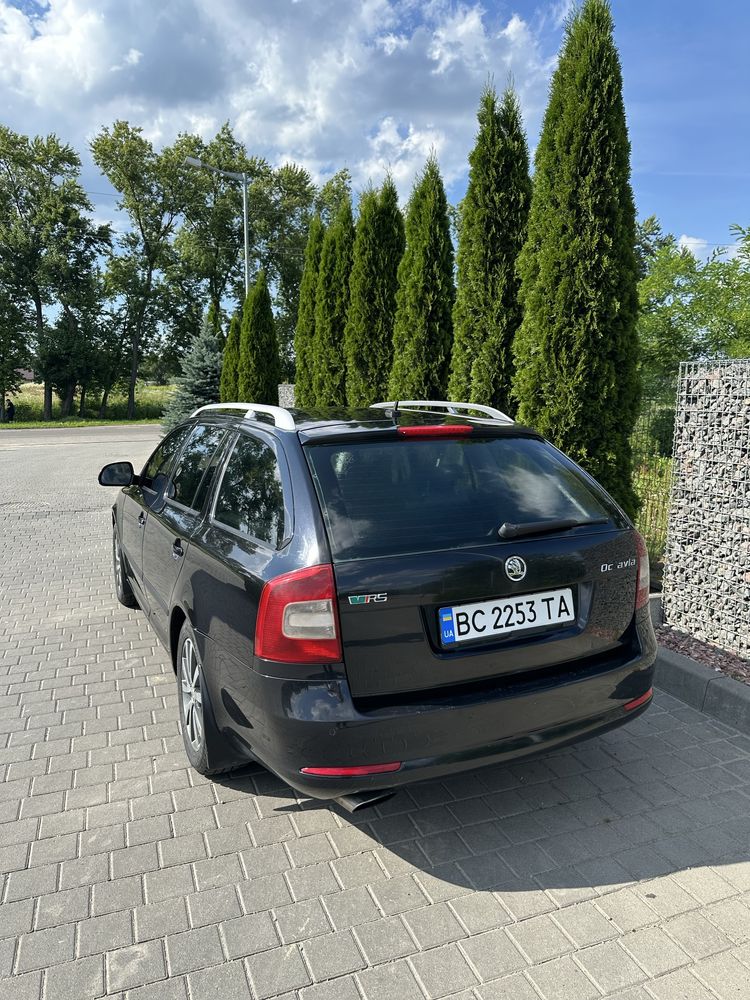 Продам автомобіль Skoda Octavia A5 2011 року випуску.