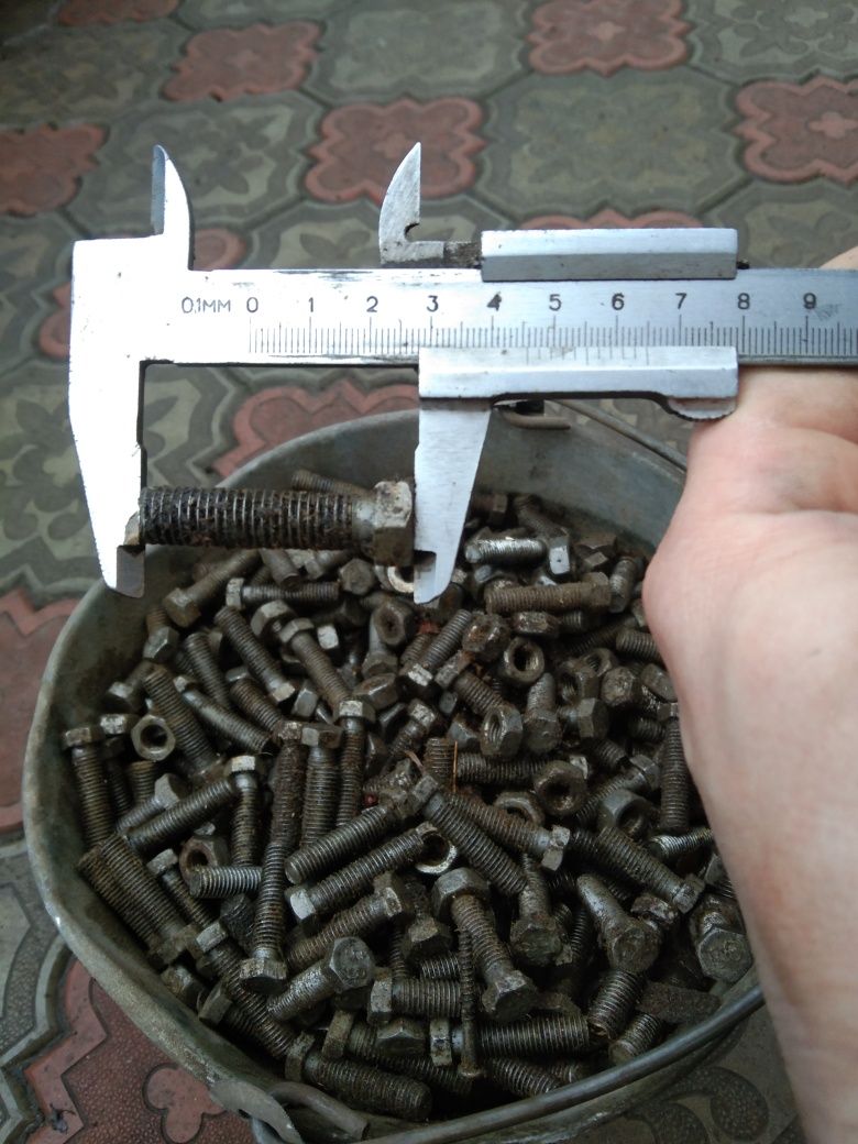 Болты 10х45мм. Резьба 1.5