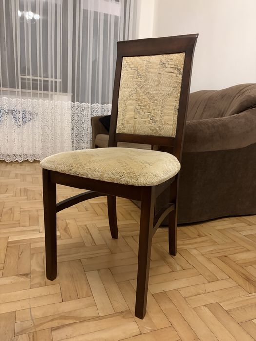 8 krzesel do salonu