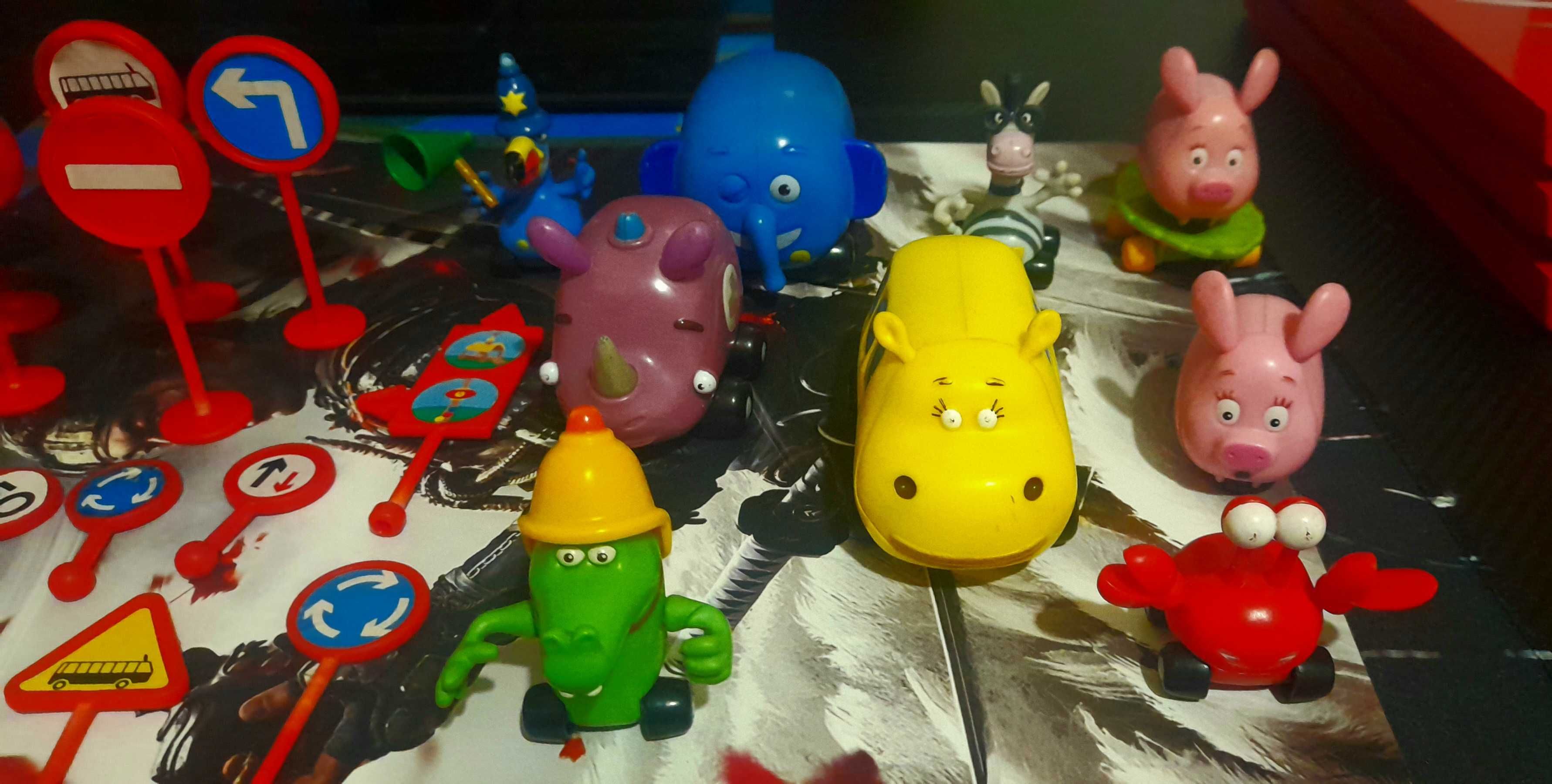 Brinquedos Selva sobre rodas personagens