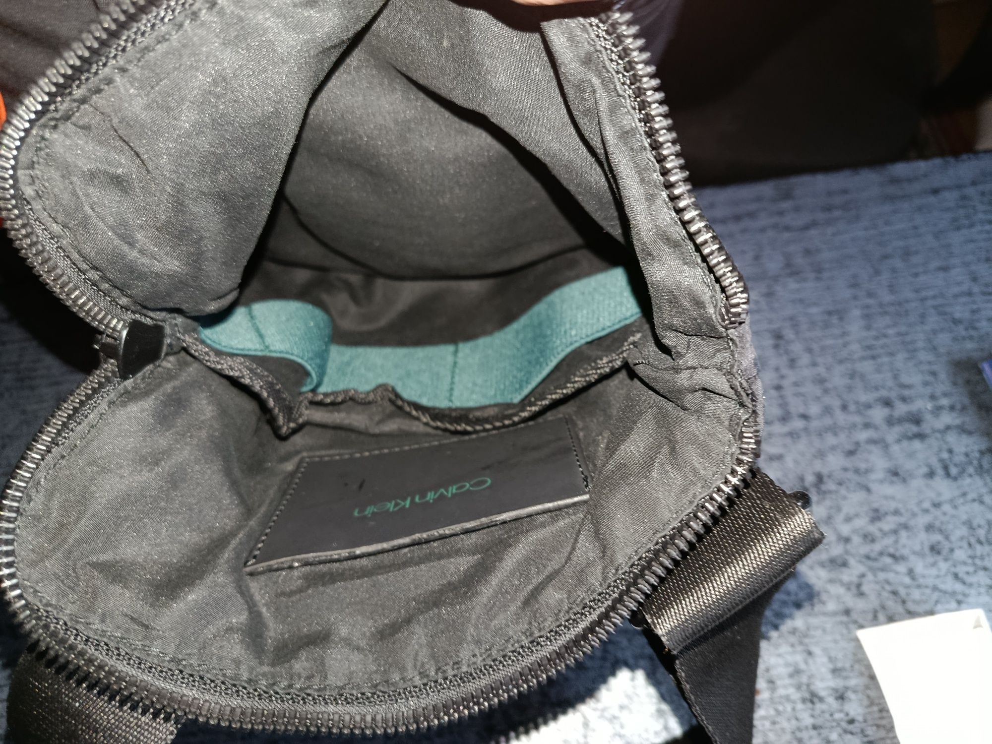 Calvin Klein torba na ramię uniseks