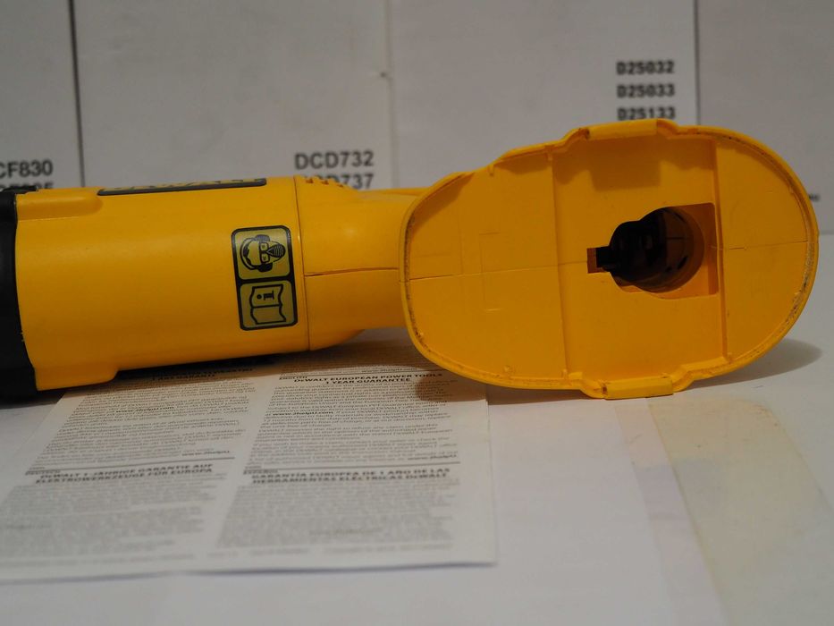 Pila reczna DEWALT DC 380 pilarka lisi ogon BEZ bateria 18v