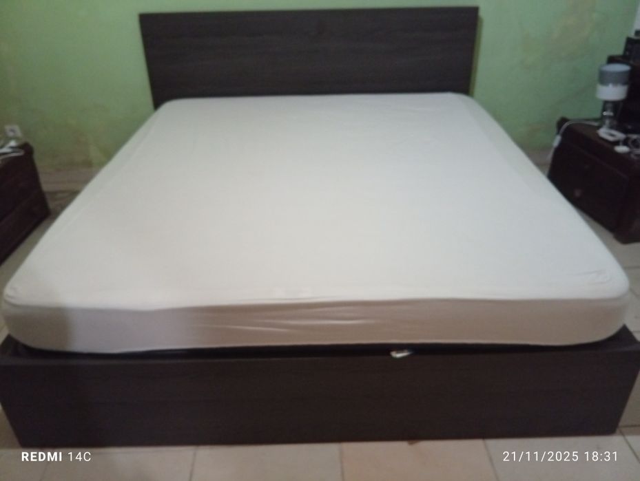 Cama casal completamente nova