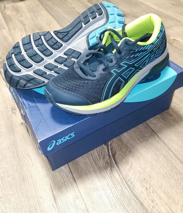 Кросівки Asics ( Gel Cumulus ) 39,5