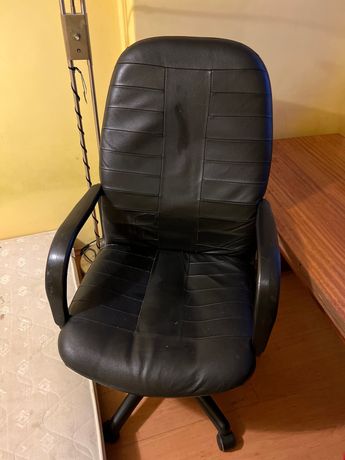 Krzesło biurowe .
