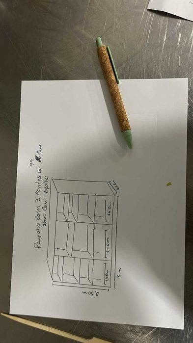 Roupeiro de Luxo (Usado 6 meses)