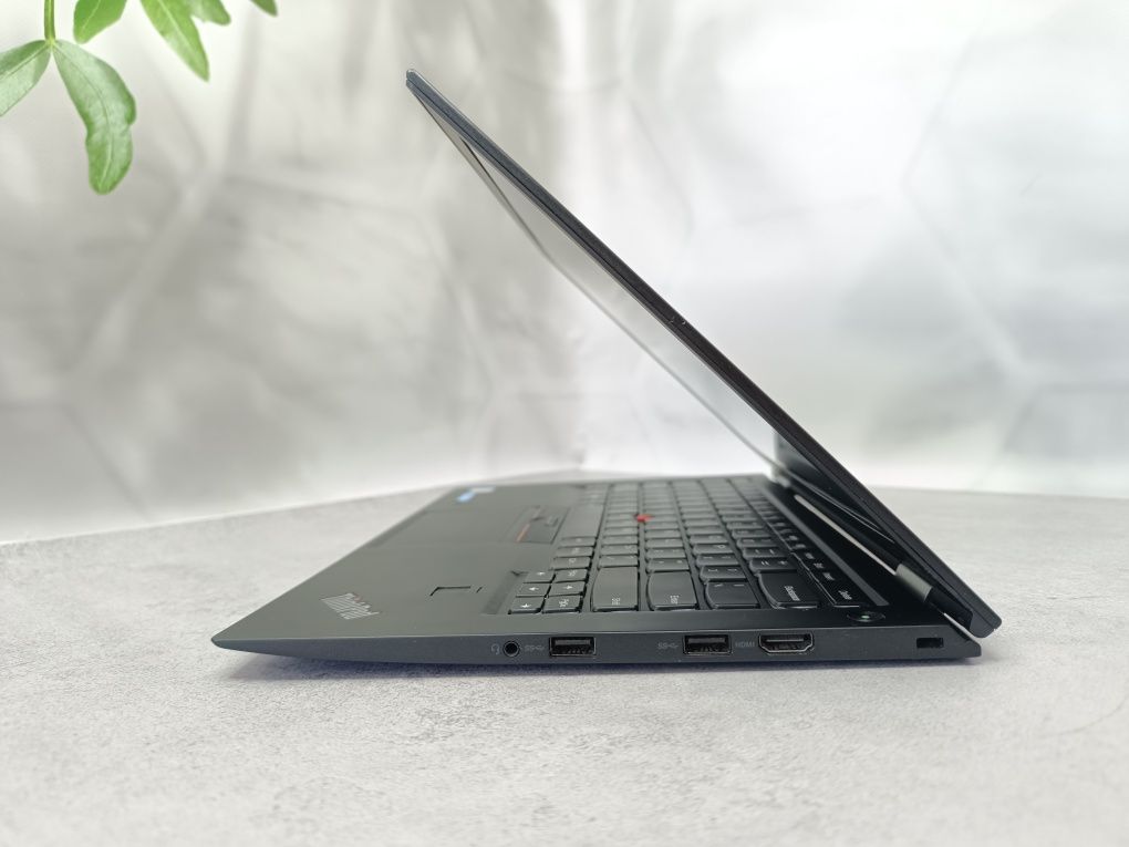 Ноутбук Lenovo ThinkPad X1 Carbon 4th/i5-6200U/8 GB/256M2/14"/Full HD