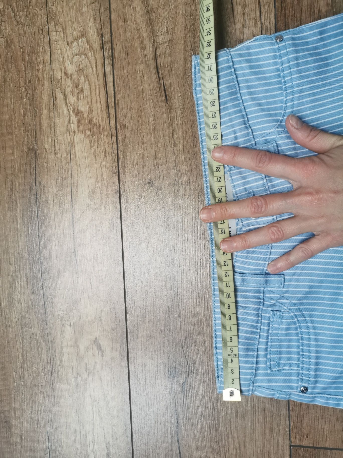 Dżinsy błękitne w białe pasy Denim Co rozmiar 146