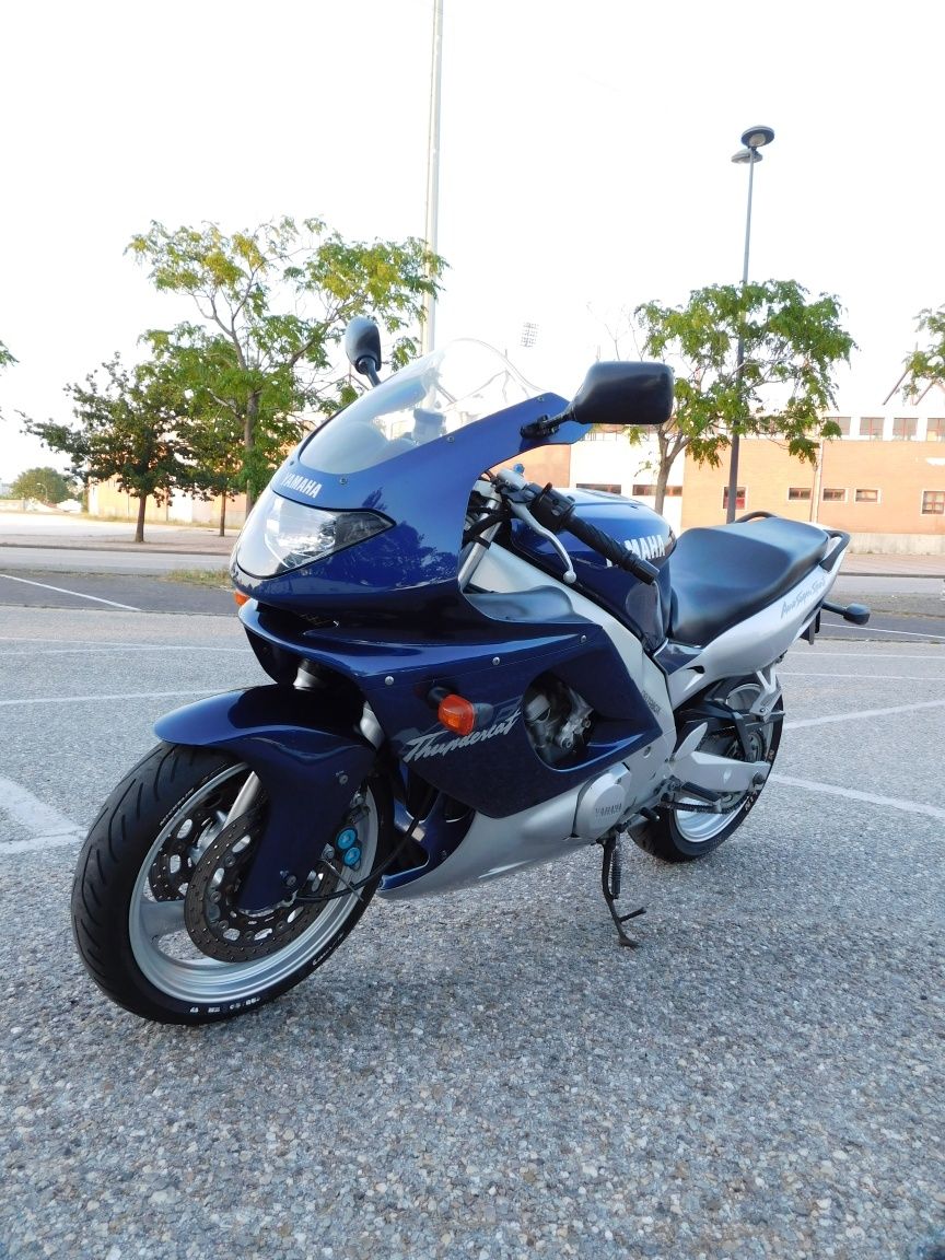 Yamaha Thundercat 600