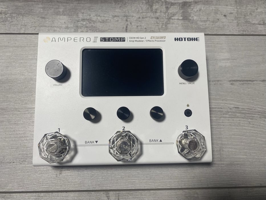 Продам гітарний процесор Hotone ampero 2 stomp