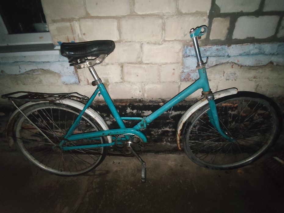 Продам велик салют под ремонт