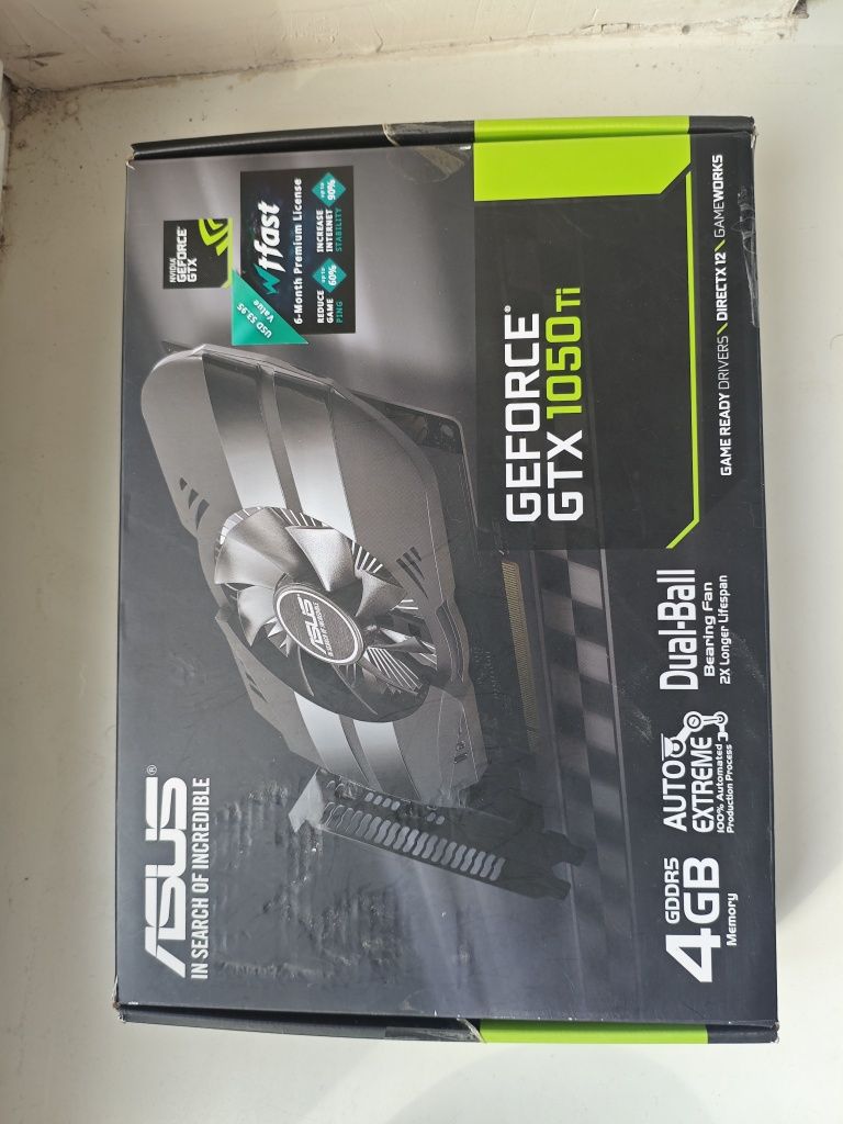 Коробка від GTX 1050Ti