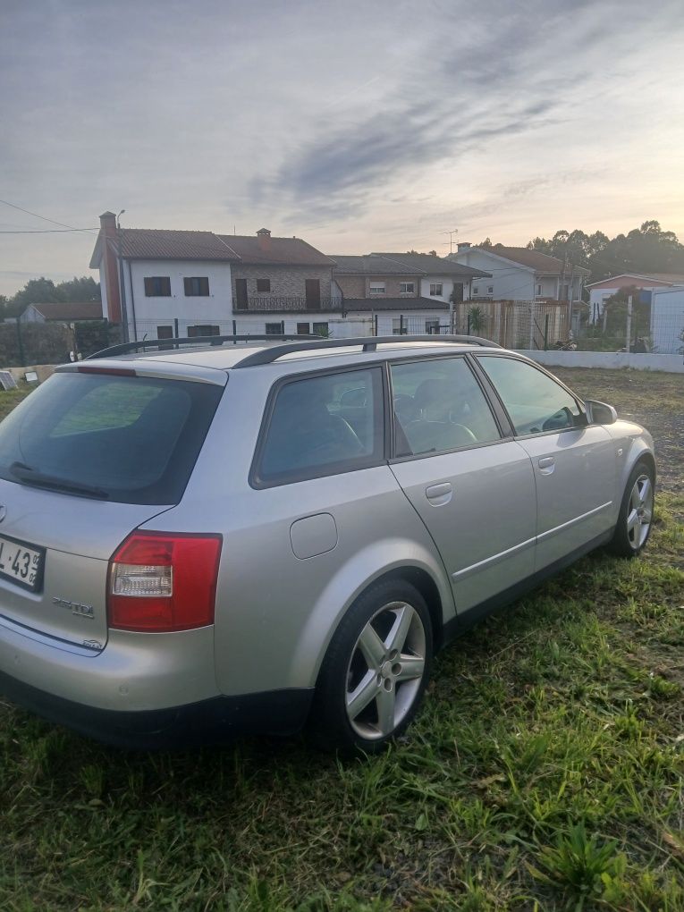 Audi a4  2.5 tdi