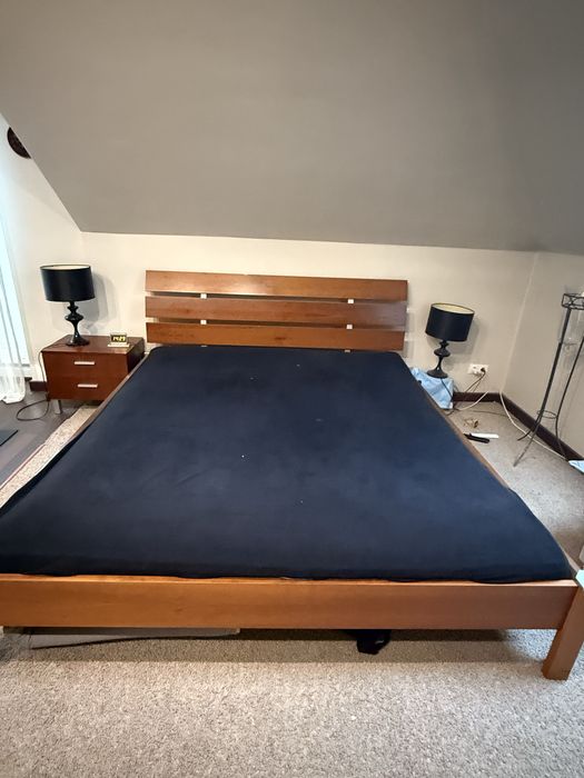 Łóżko i meble do sypialni