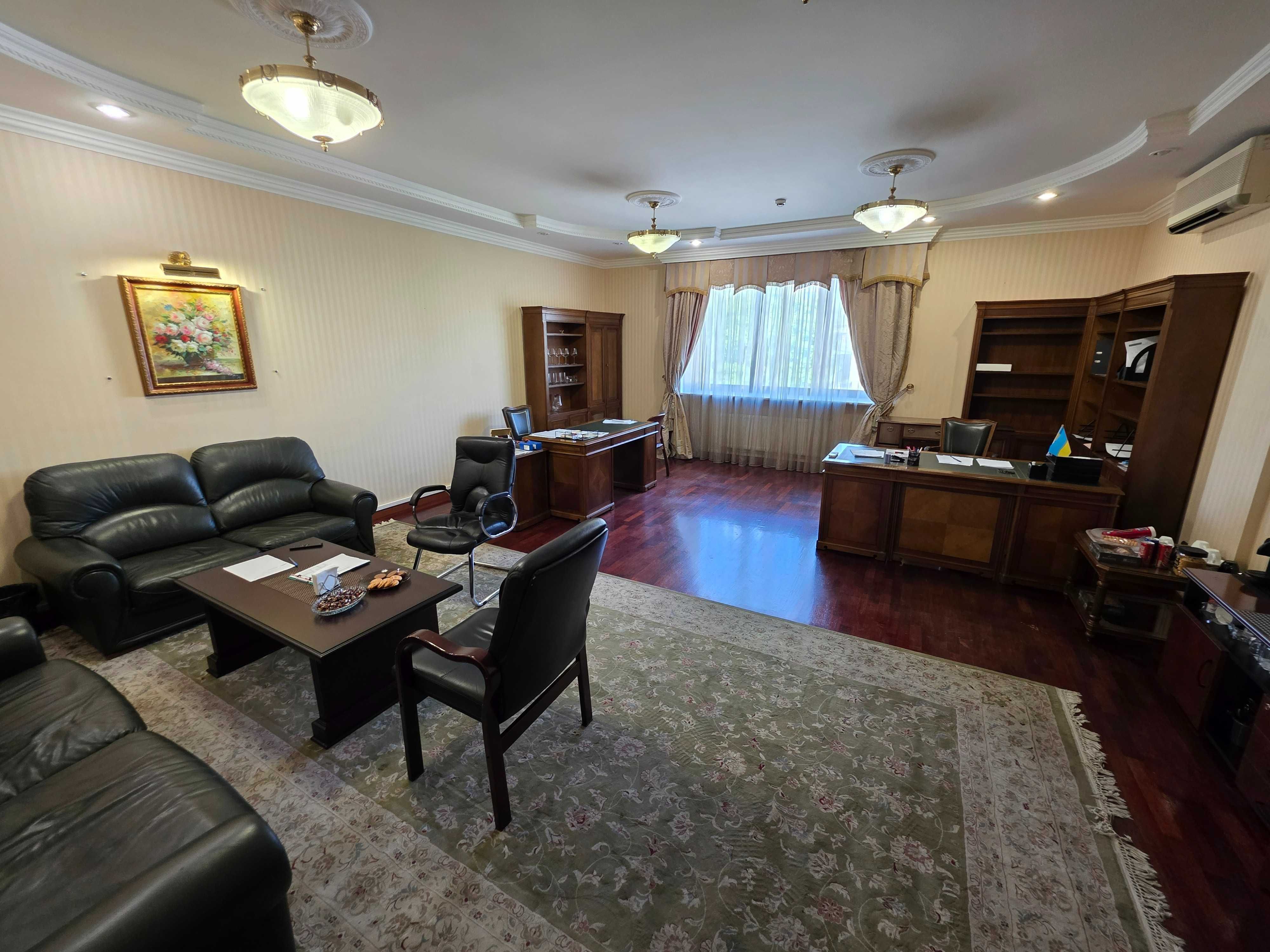 Аренда представительского офиса с мебелью, печерск, 200м.кв. Без %