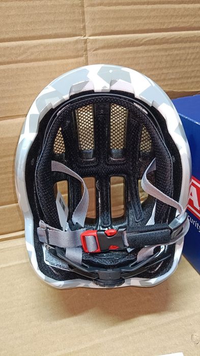 Abus Smiley 3.0 ACE kask dziecięcy kask rowerowy  światłem Rozm.45-50