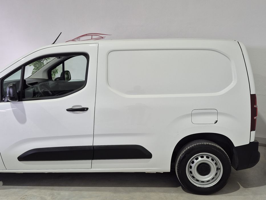 Peugeot Partner 1.6HDI - 140.000KM - 3 LUG. | GARANTIA | NACIONAL