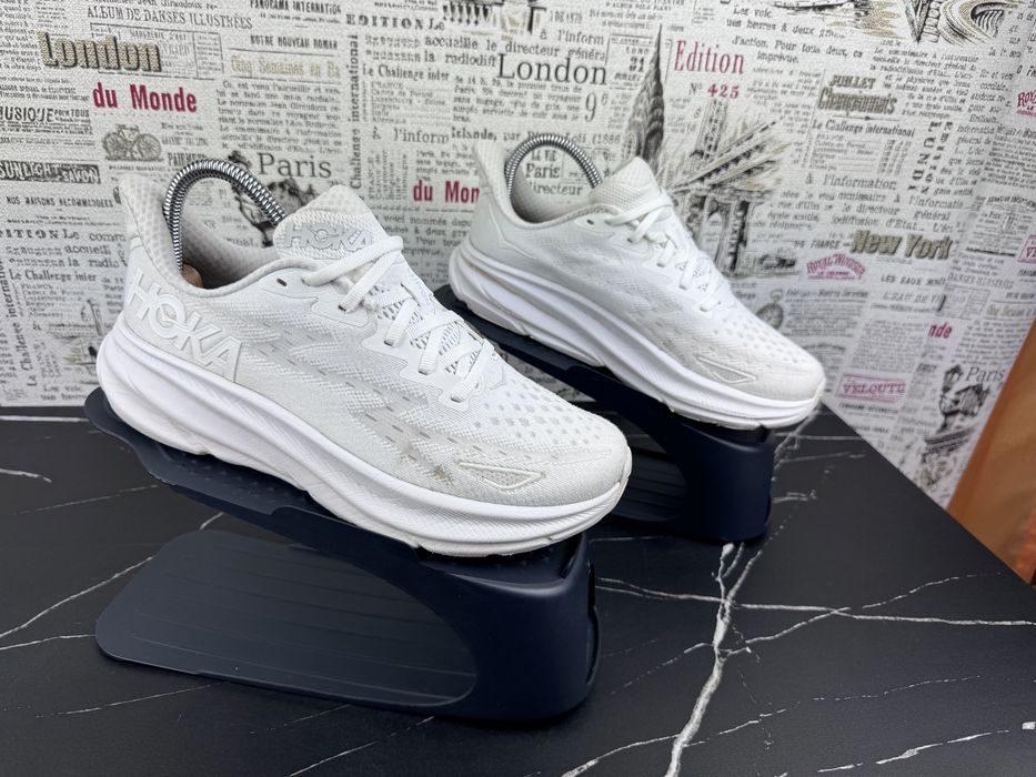 Оригінал Розмір 39 Кросівки Hoka One One Clifton 9 Взуття