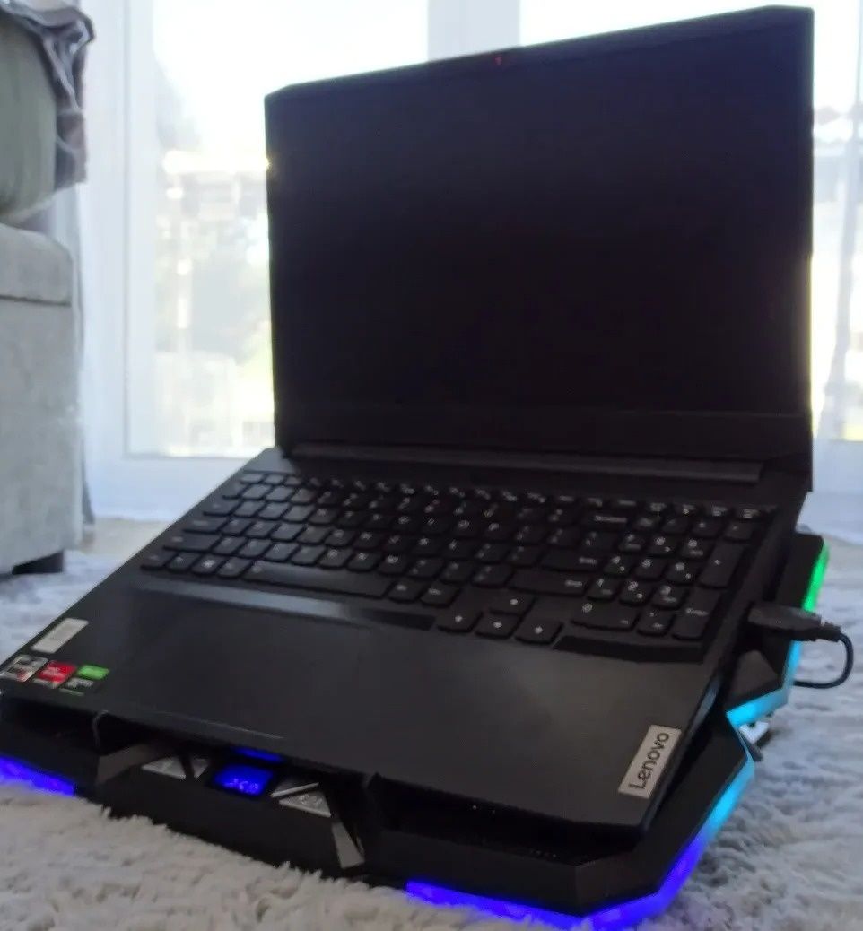Laptop Lenovo IdeaPad Gaming
Zakupiony około maja 2022 roku. Sprzęt z