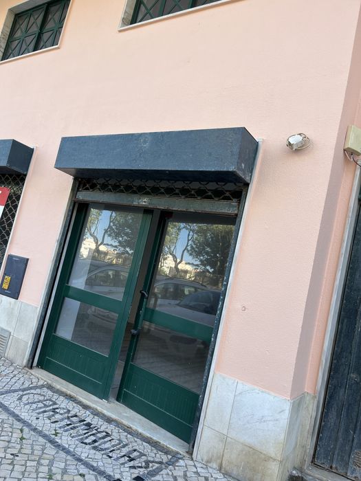 Loja duplex remodelada