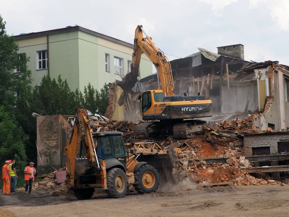 Rozbiórki całe woj Warmińsko-mazurskie rozbiórka wyburzenia wyburzenie