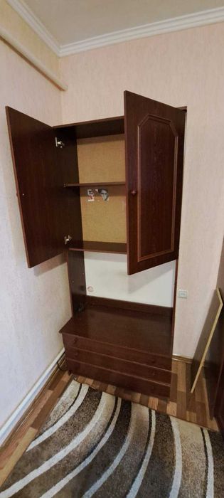 Шафа стінка у вітальню у спальню