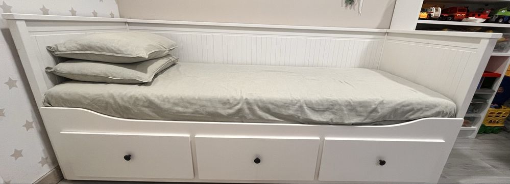 Cama dupla e individual Hemnes Ikea
