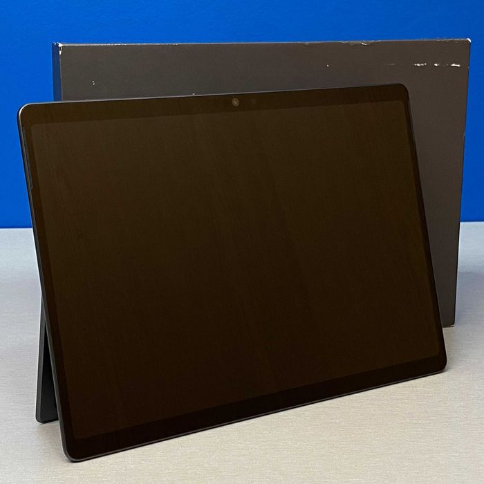 Microsoft Surface Pro 11 - 13" OLED (Snapdragon X Elite/16GB/256GB)