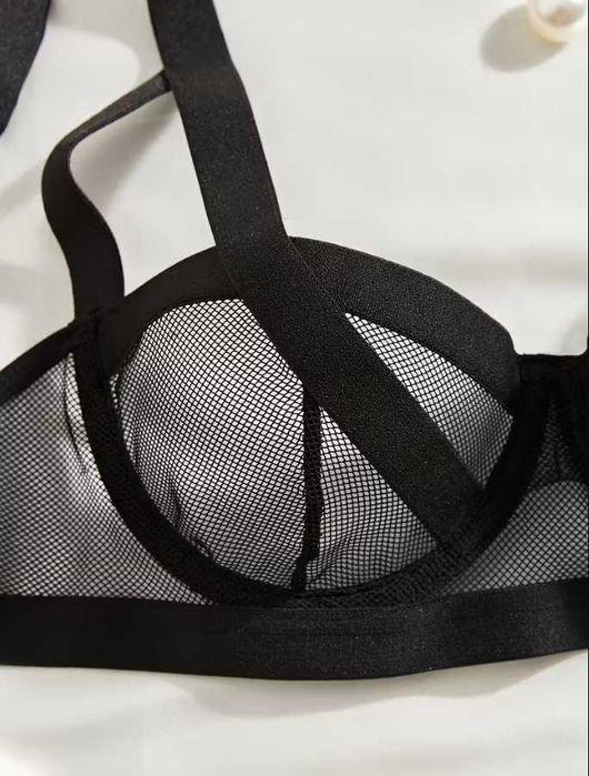 Жіночий сексуальний комплект білизни з сітчастими деталями