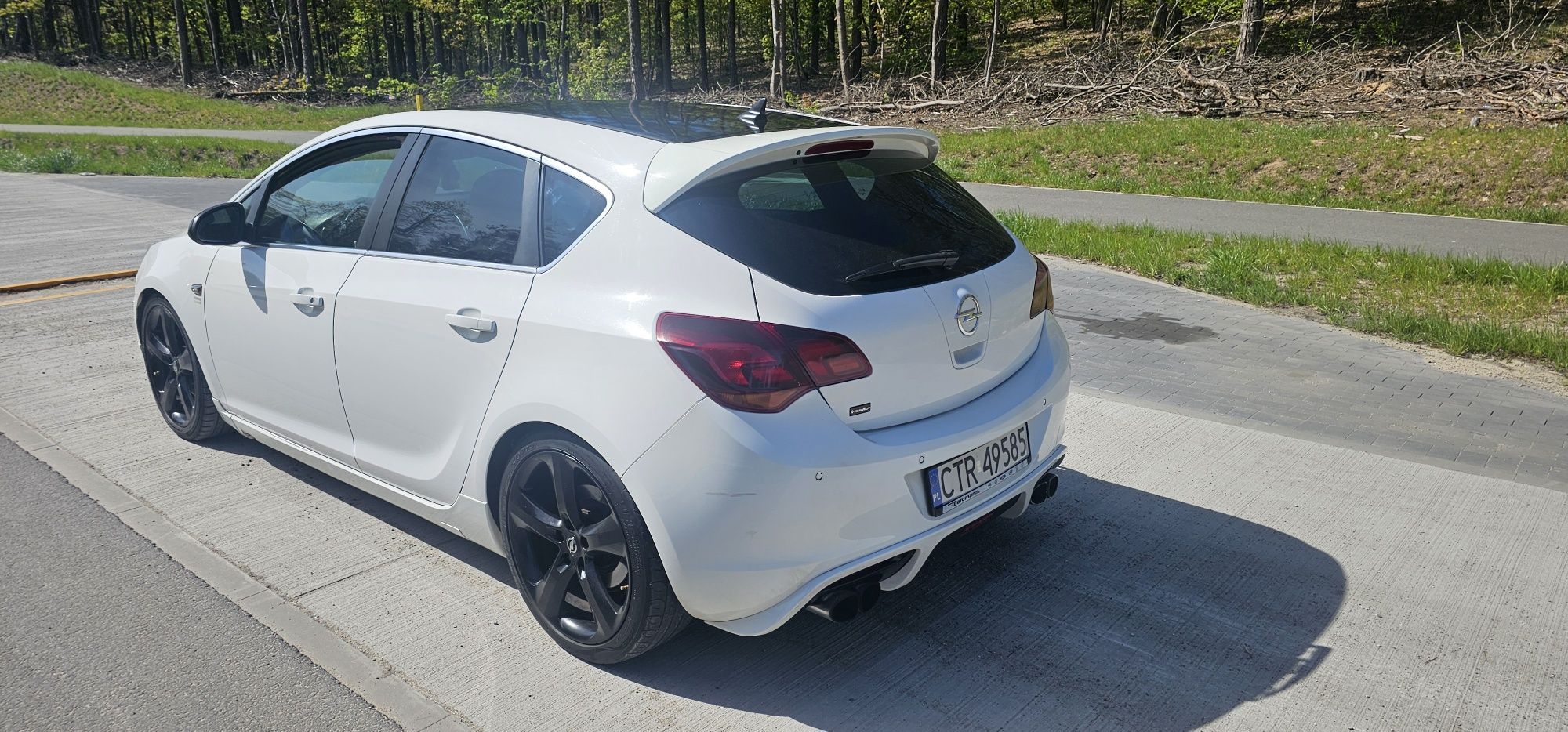 Skup aut Bydgoszcz Auto Toruń wszystkich samochodów osobowych Opel Ast