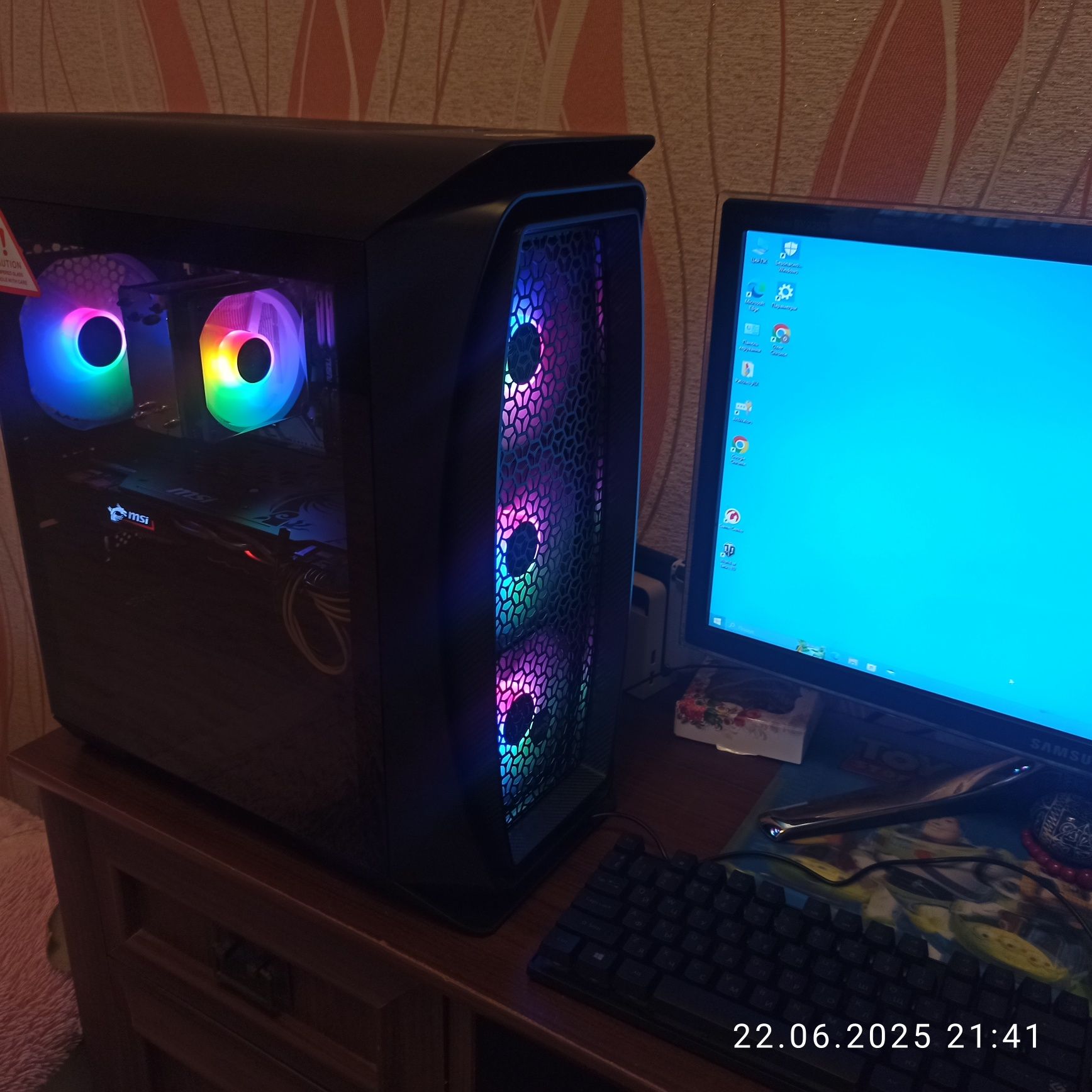 Ігровий ПК Ryzen 5 5500+MSI GTX 1070 - 8GB+OЗУ16GB+SSD-128+HDD-1TB