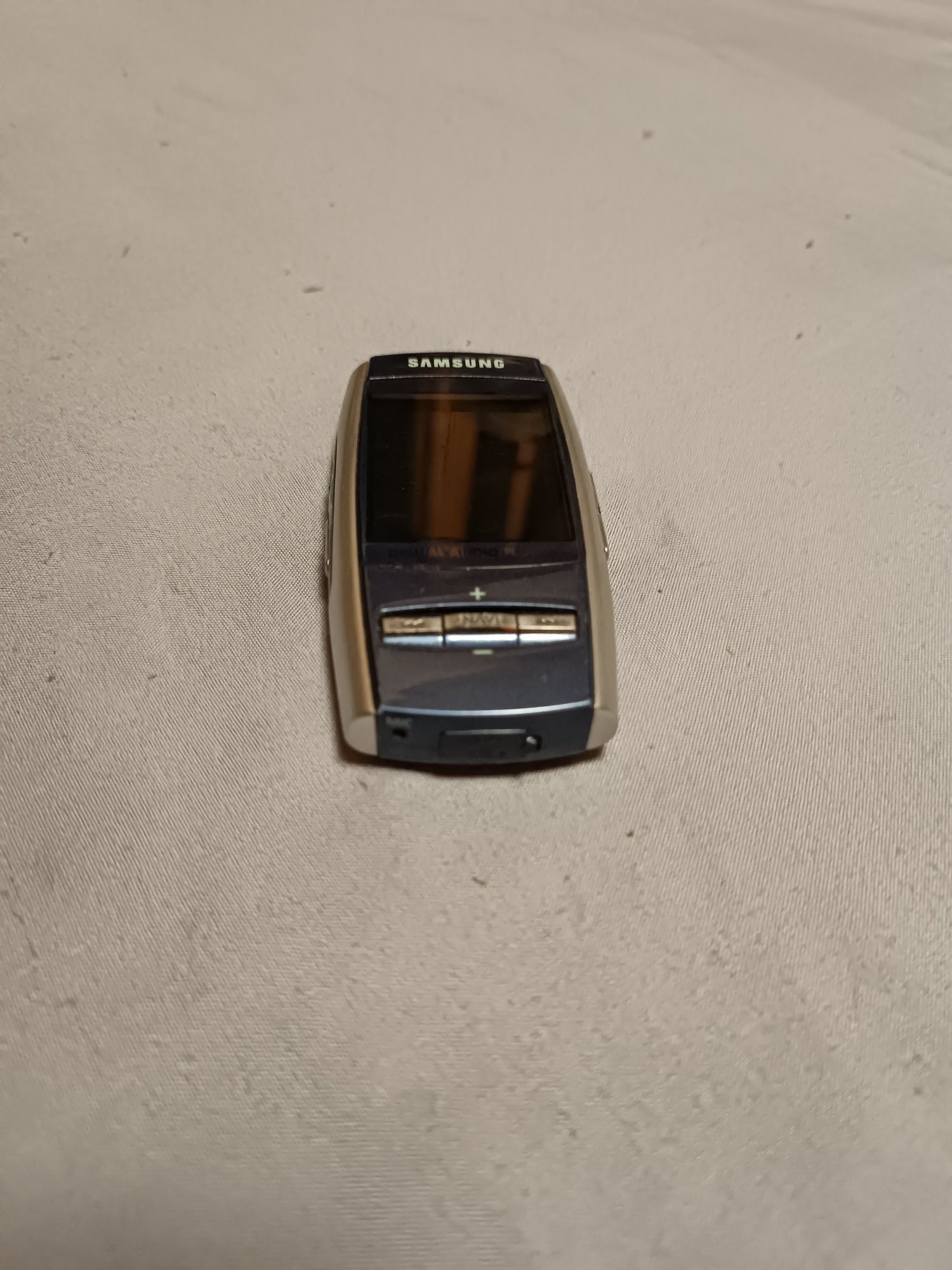 МП3 плеер SAMSUNG YP-T8.