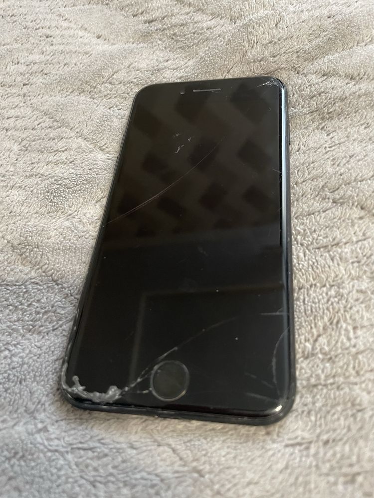 iPhone 7 128 на запчасти