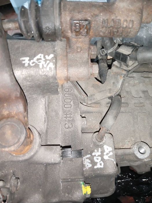 Caixa Nissan Primera