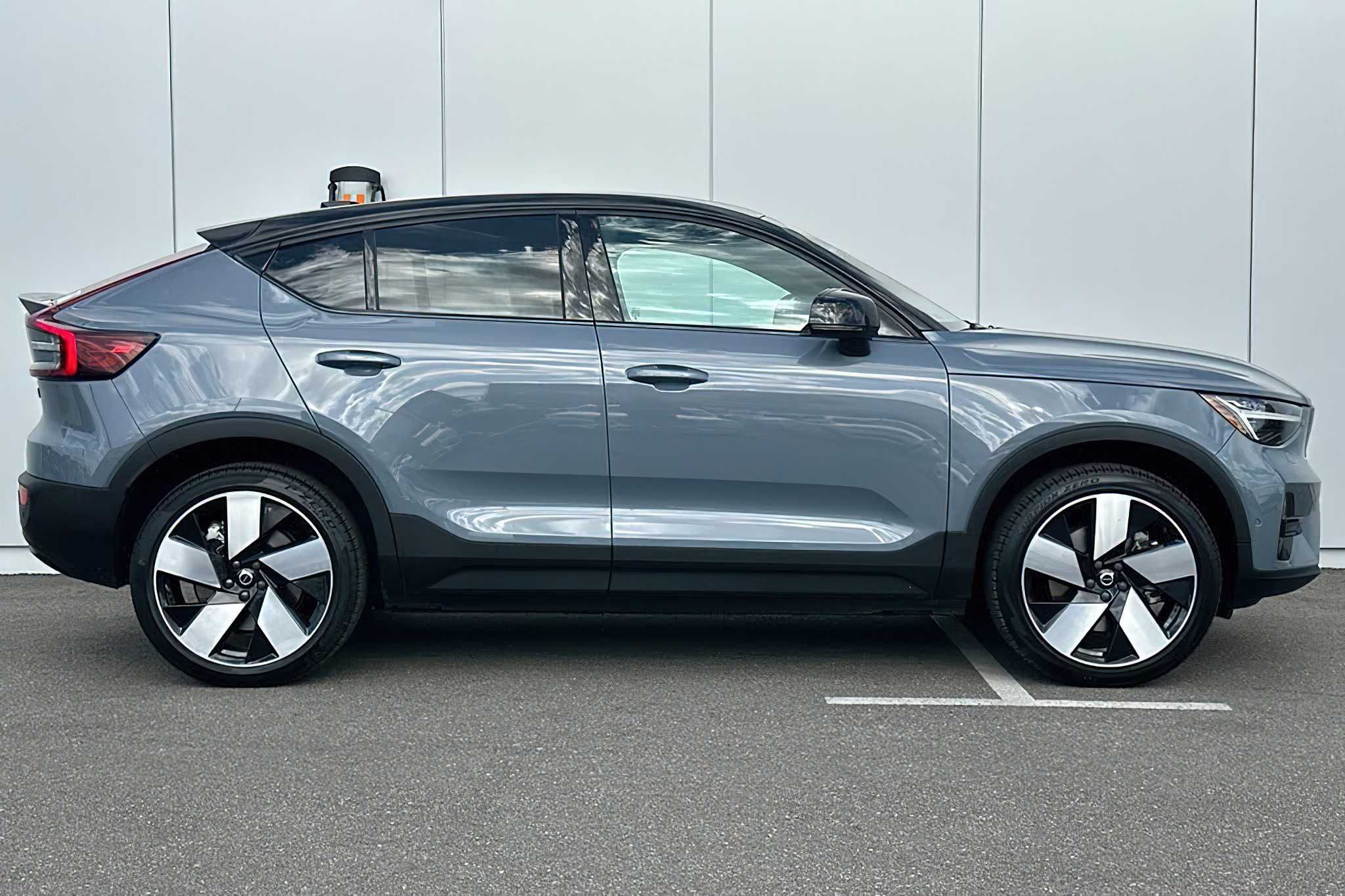 Volvo C40    2022