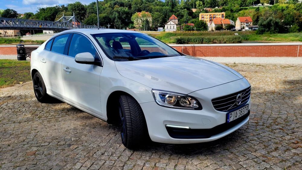 Volvo S60 Volvo s60 2.0 245km
