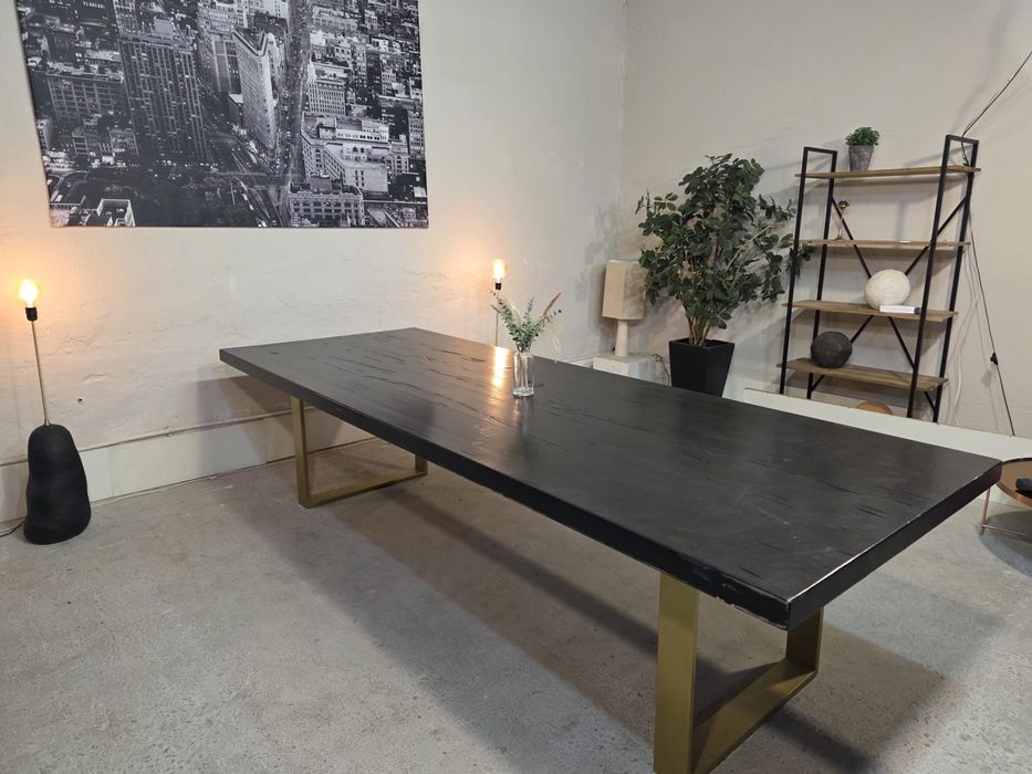 Nowoczesny stół – 300x110 cm – czarny, industrialny styl