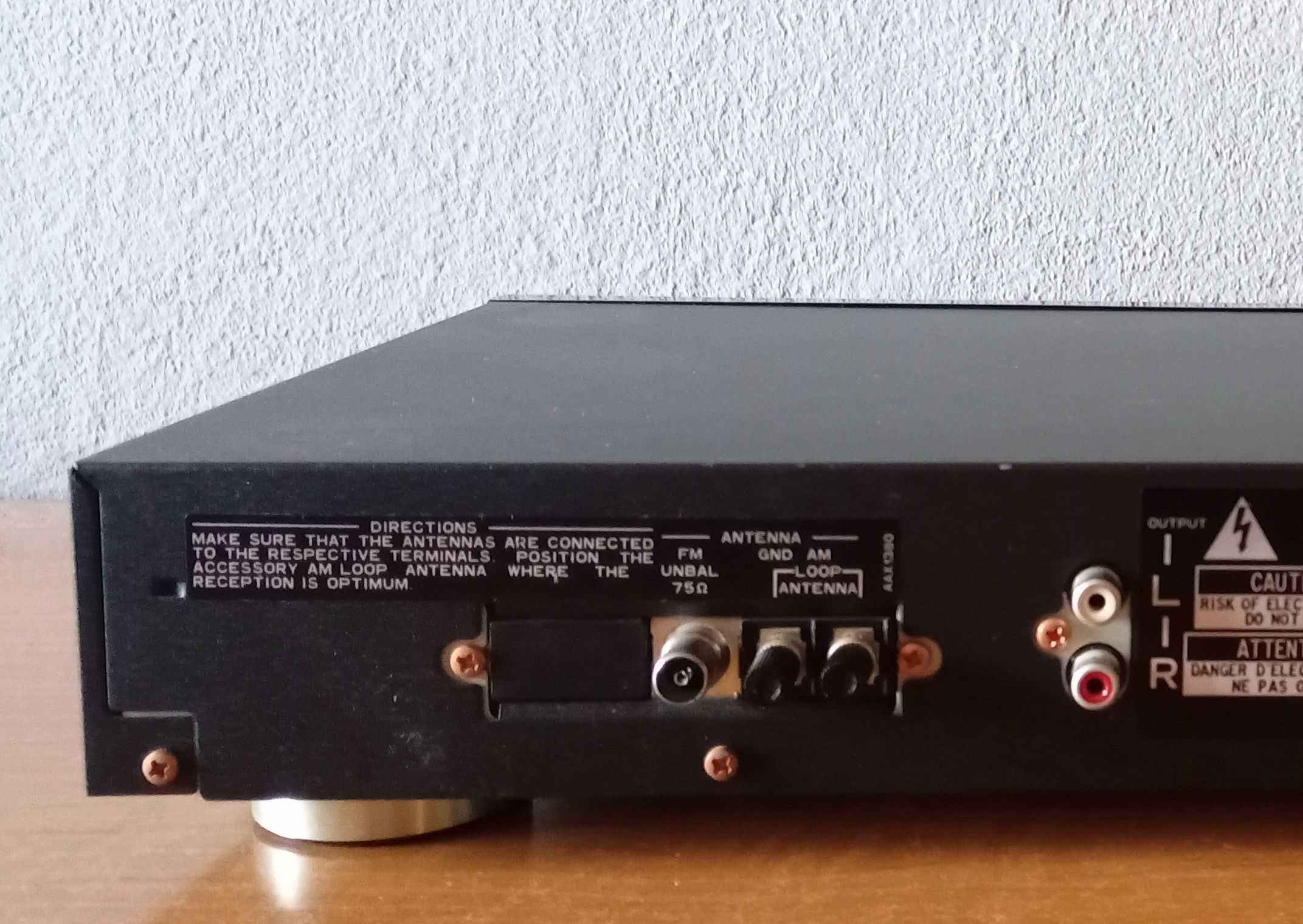 Pioneer F-301RDS tuner radiowy
