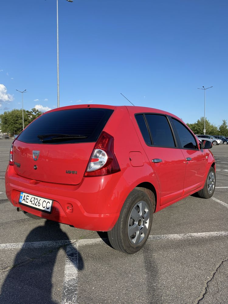 Dacia sandero 1.6 2009