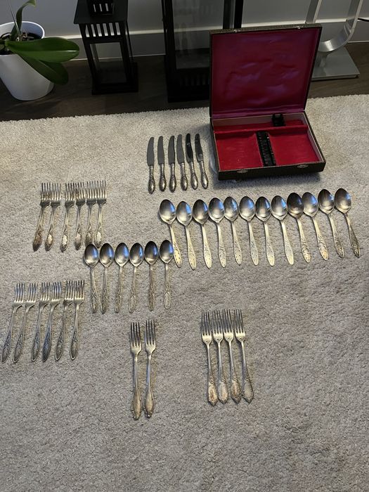 Sztućce rosyjskie radzieckie CCCP z pudełkiem chyba posrebrzane