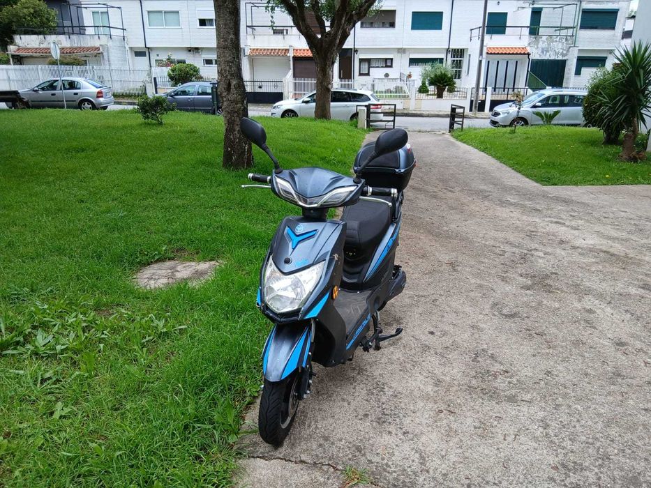 Scooter eletrica