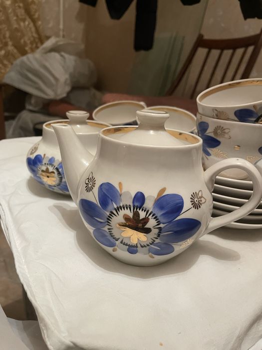Чайный сервиз на 6 персон, ручная роспись