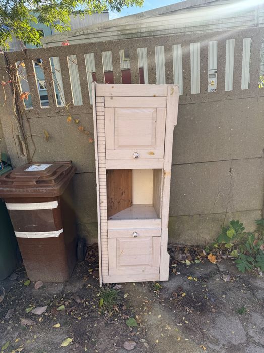 oddam za darmo szafkę drewnianą