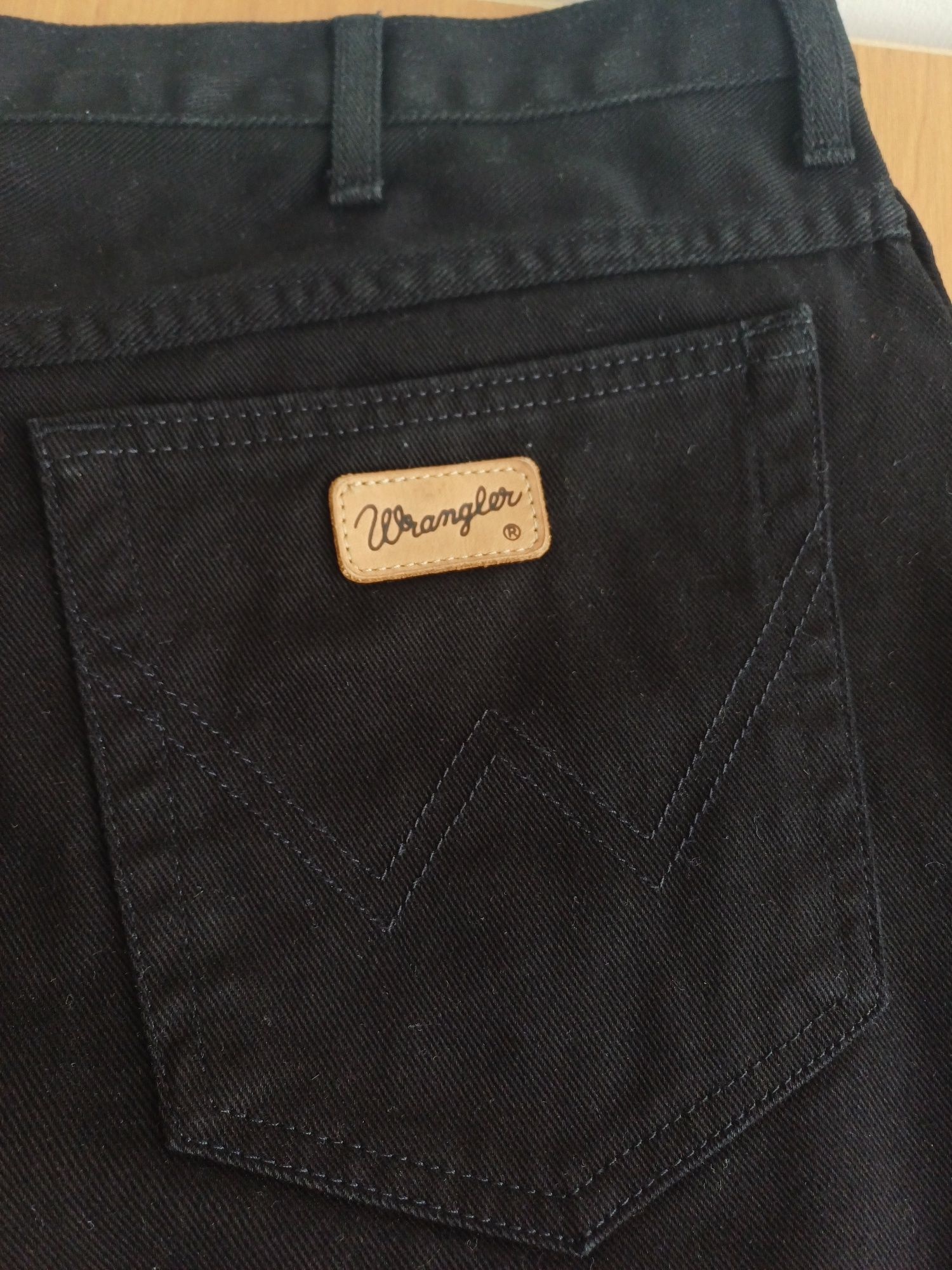 Новые мужские джинсы WRANGLER (оригинал) 100%котон 38×30