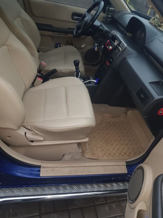 Ніссан х треїл т30