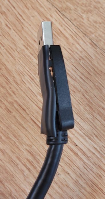 Sprzedam lub zamienię kabel display port!